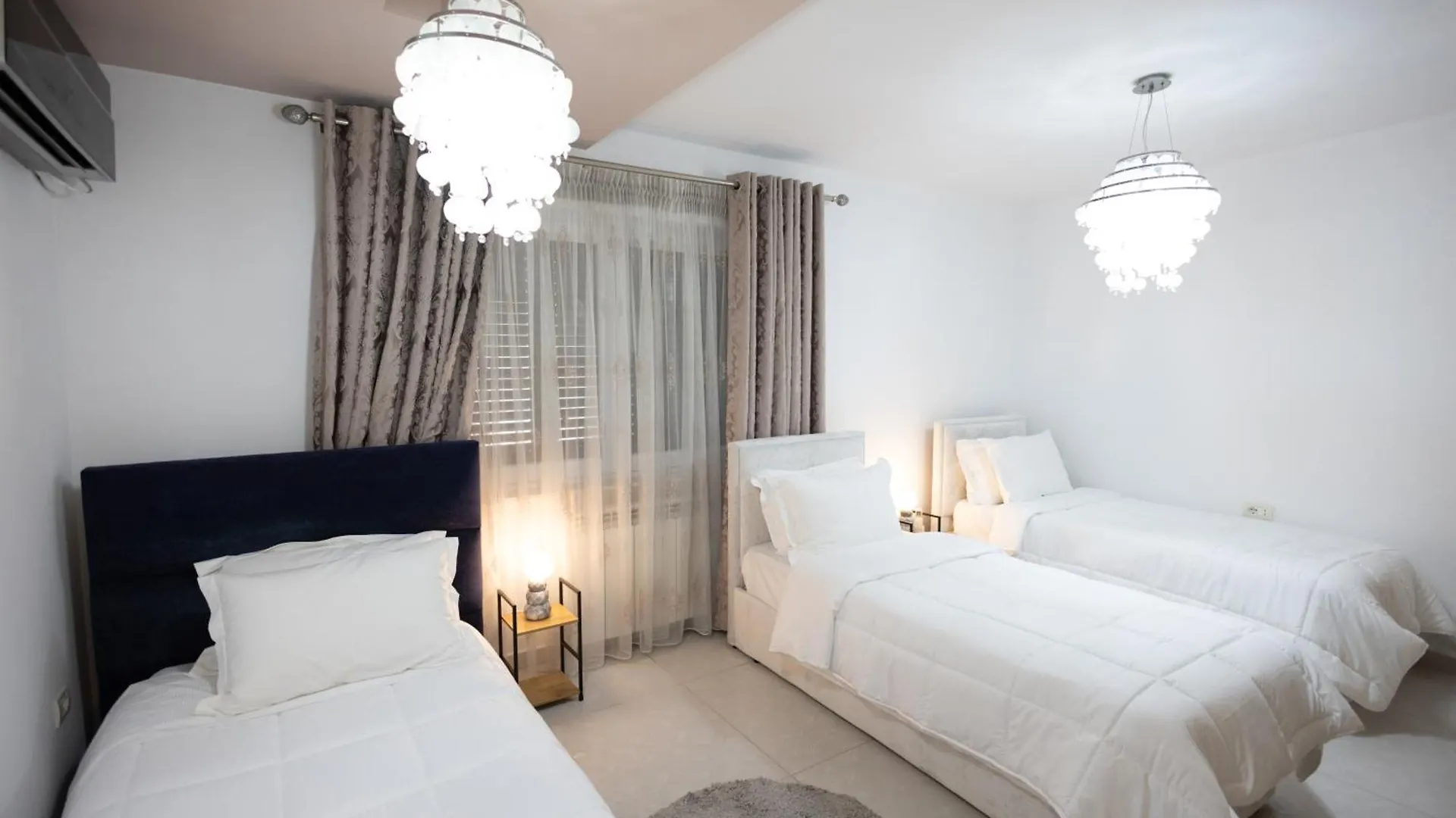 Apartment Kler-Elegant Stay Ali Demi Tirana
